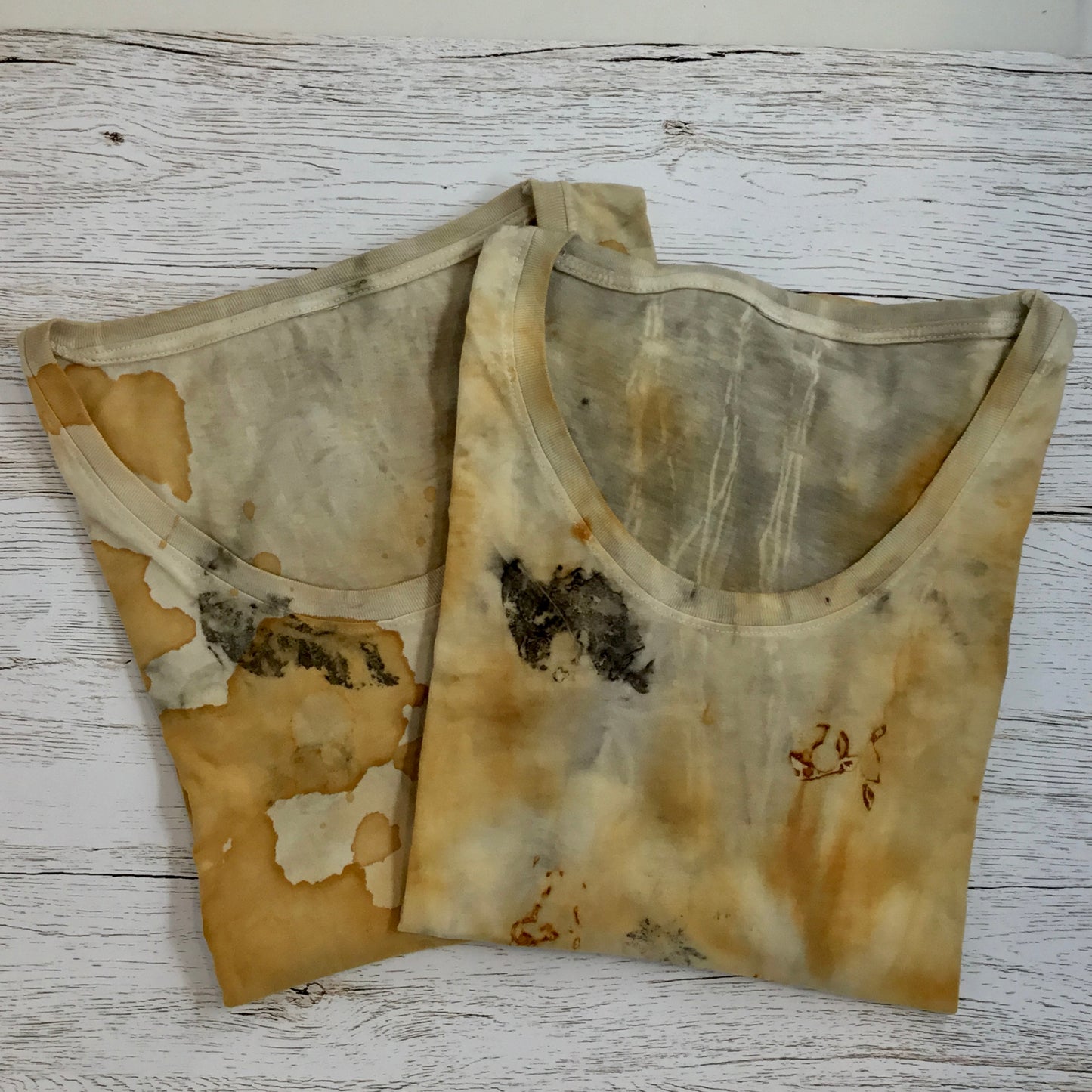 Eco Print Leaf Colored Tshirt