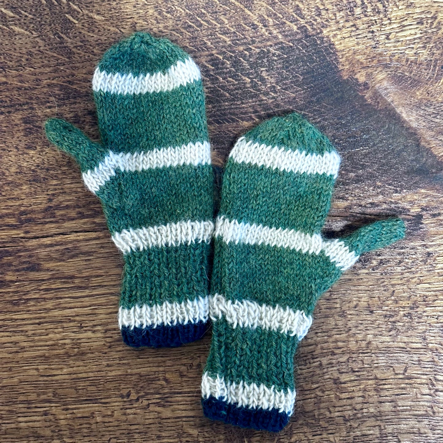 Child Medium Mittens, Assorted Colors