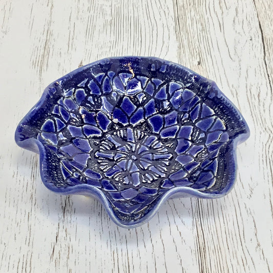 Tiny Wavy Dish